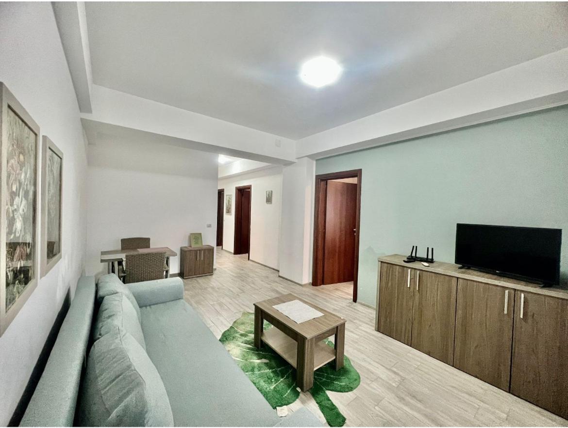 Catalina Summerland Apartaments Mamaia Nord Luaran gambar